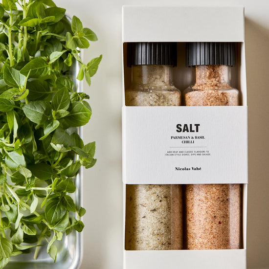 Gift box, Salt parmesan & basil + chilli, 320|315 g|g