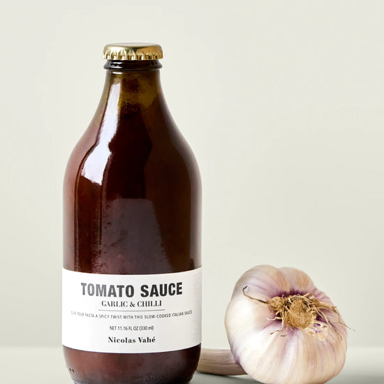 Tomato sauce, Garlic & chilli, 330 ml
