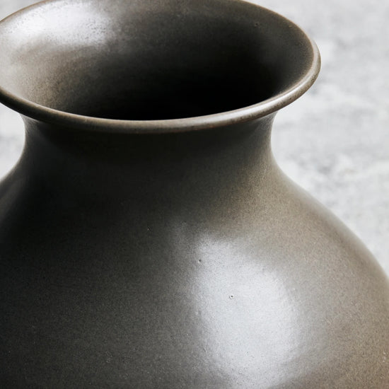 Vase, Santa Fe, Shellish mud