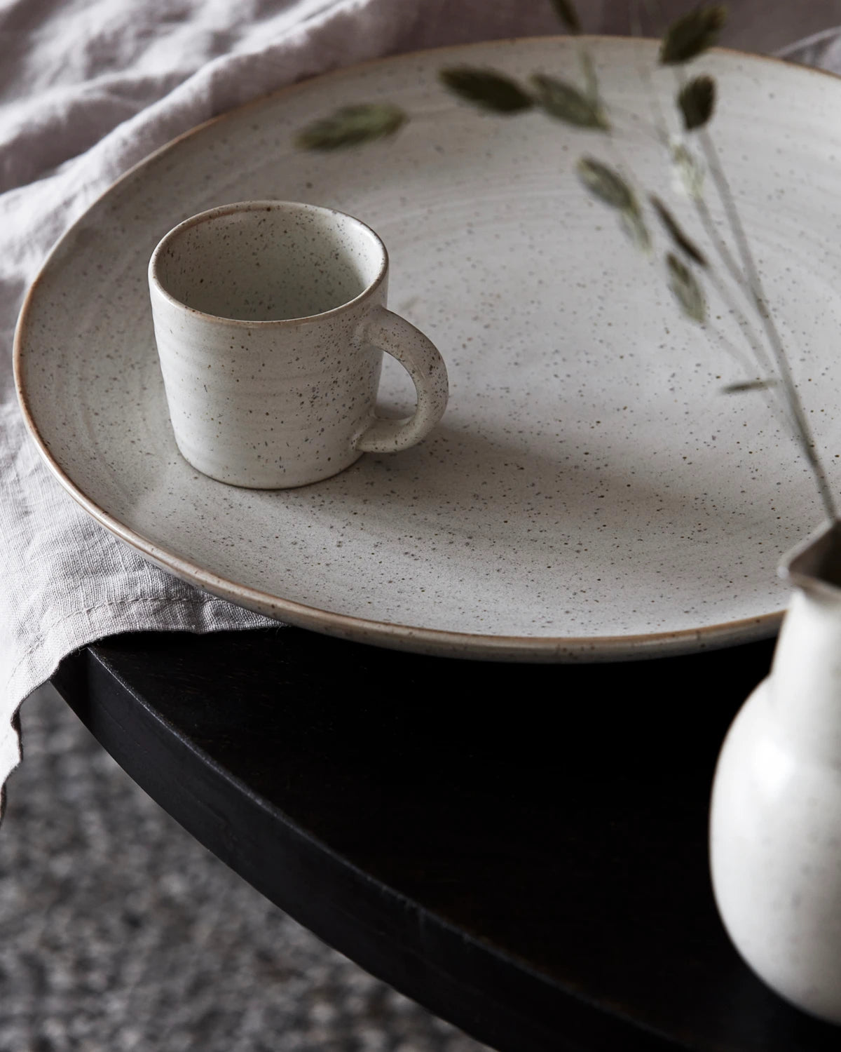 Tasse, Pion, Grau/ weiß –