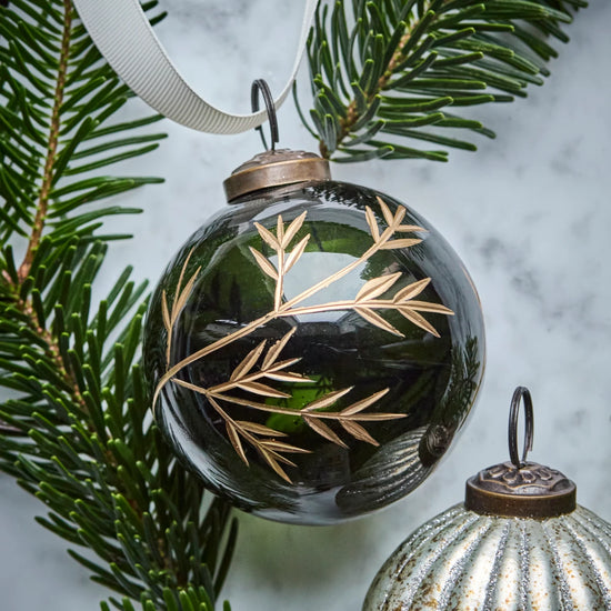 Christmas ornament, HDLeaf, Green, Gold