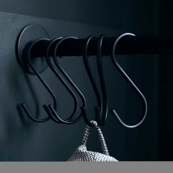 Hooks, HDSnap, Black