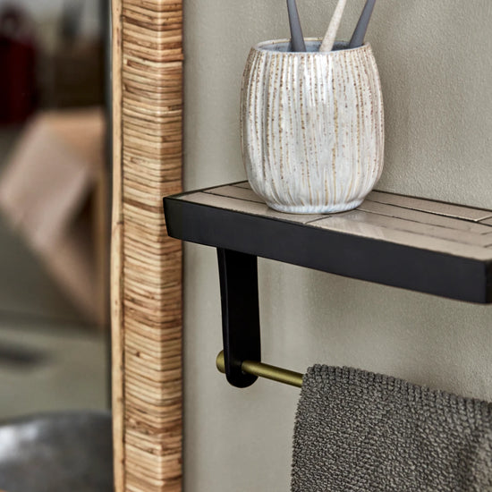 Shelf, HDTowel, Sand