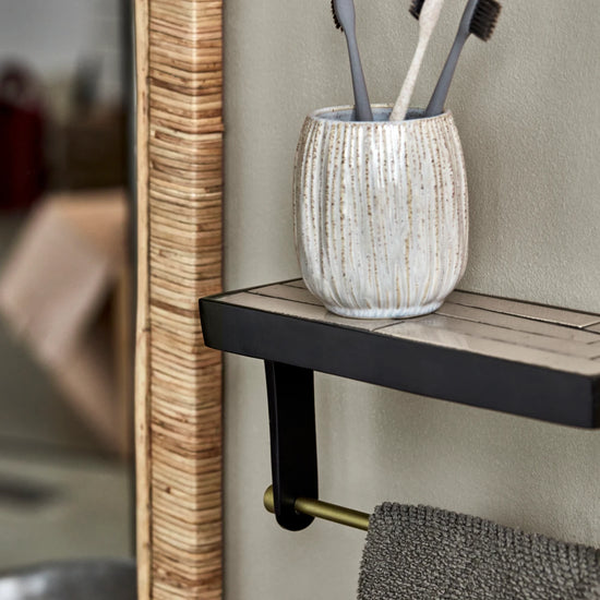Shelf, HDTowel, Sand