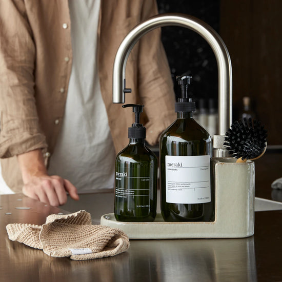 Brush and soap holder, MKDatura, Shellish grey
