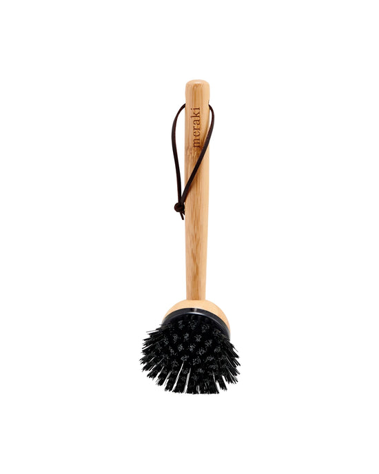 Dish brush, Nature