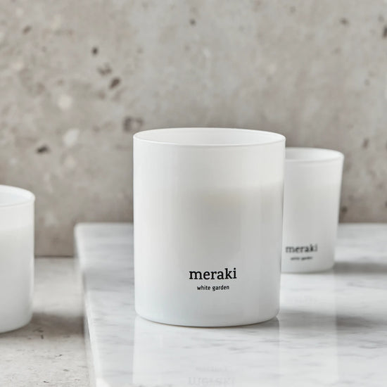 Scented candle, White garden, 200 g