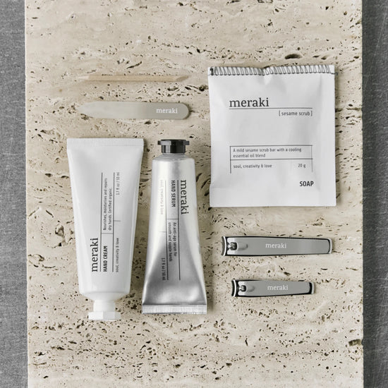 Gift box, hand cream + hand serum + soap + nail kit, 50|50|20 ml|ml|g