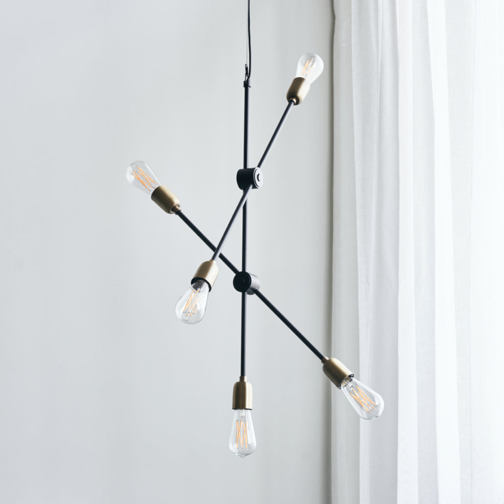 Molecular look lamp with five light bulbs