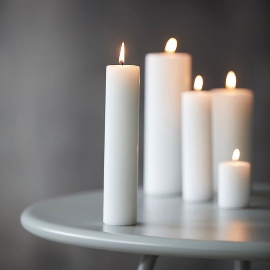 Stumpenkerze, Weiß