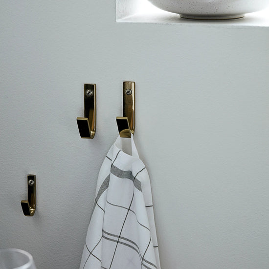 Hooks, HDBath, Golden