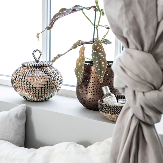Tealight holder, HDPerfo, Golden