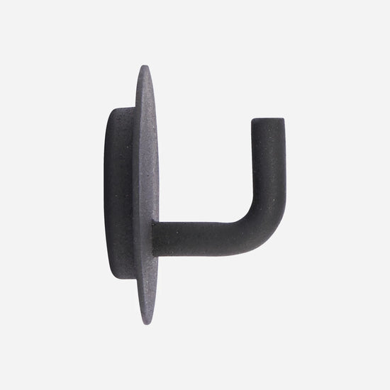 Hook, Text, Black