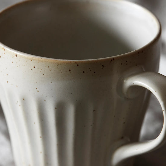 Tasse, Berica, Beige