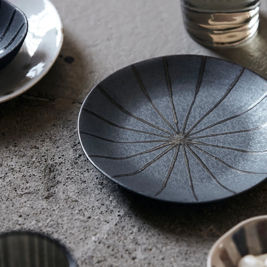 Teller, Suns, Dunkelbraun