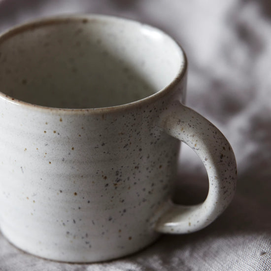 Tasse, Pion, Grau/ weiß