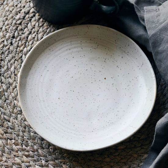 Cake plate, HDPion, Grey, White