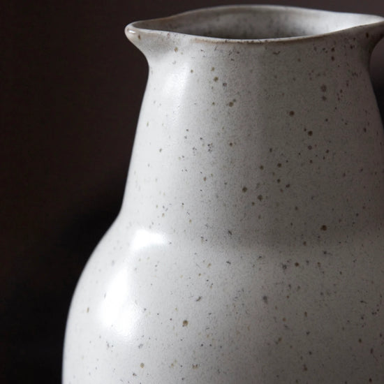 Flasche, Pion, Grau/ weiß