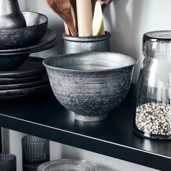 Schüssel, Pion, Schwarz/Braun