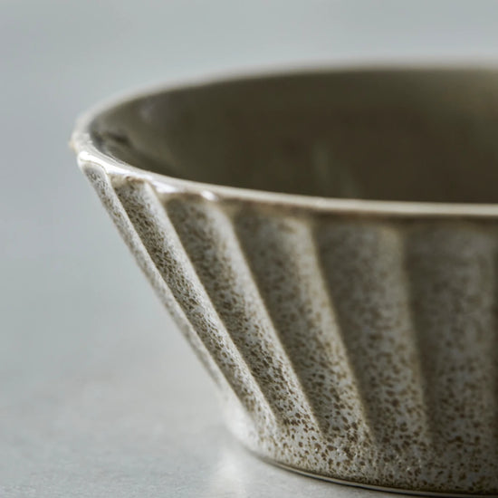 Bowl, HDPleat, Grey;Brown