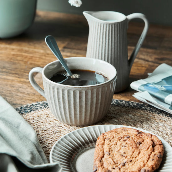 Mug, HDPleat, Grey;Brown
