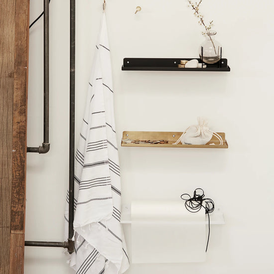 Regal, Ledge, Messing