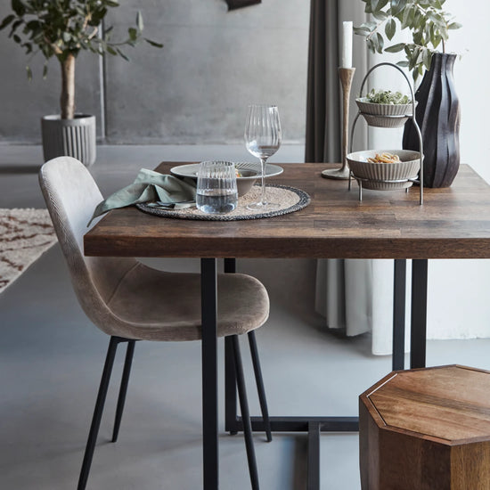 Dining table, HDTnak, Nature