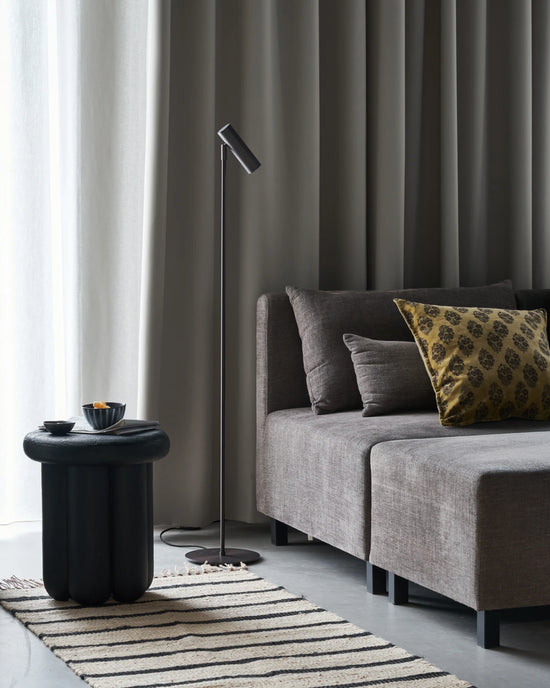 Gulvlampe, HDNorm, Sort antik