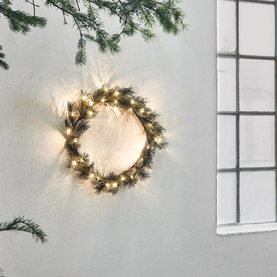 Krans med LED, Peuce, Natur