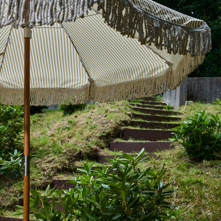 dr pepper patio umbrella Garden umbrella, HDUmbra, Sand – Housedoctor.com