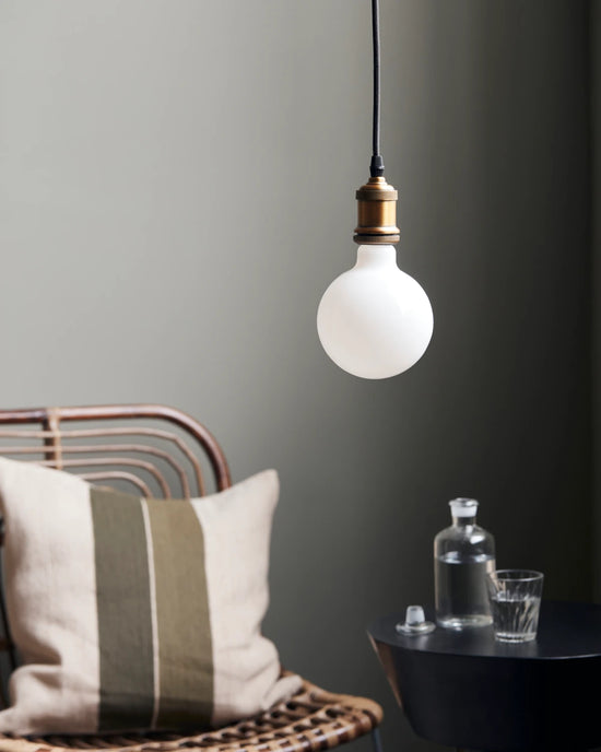 LED-Glühbirne, Mega Edison, Weiß