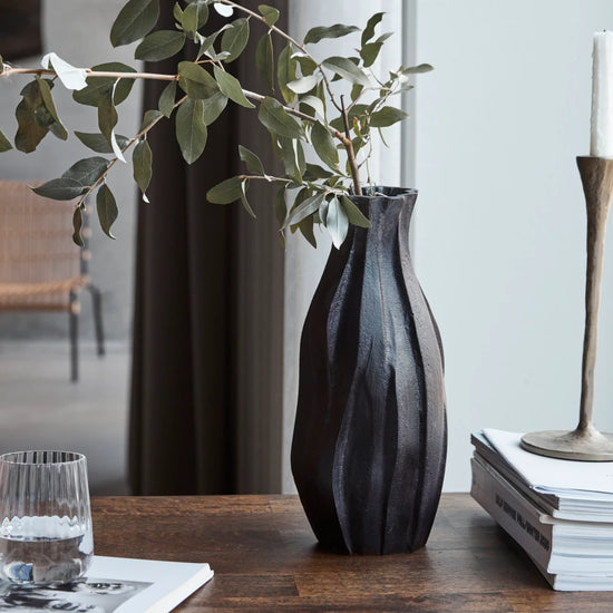 Vase, HDBuddy, Browned brass