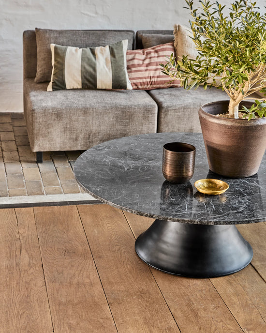 Coffee table, HDGaya, Brown