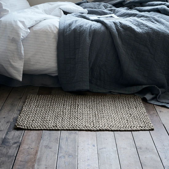 Rug, BNSigrid, Thunder