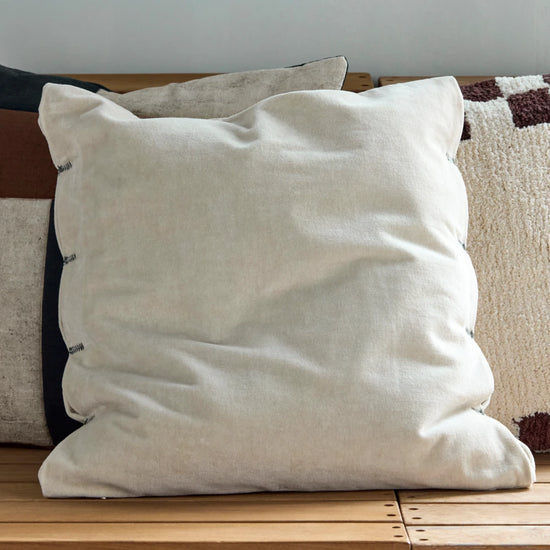 Cushion cover, HDVelvet, Sand