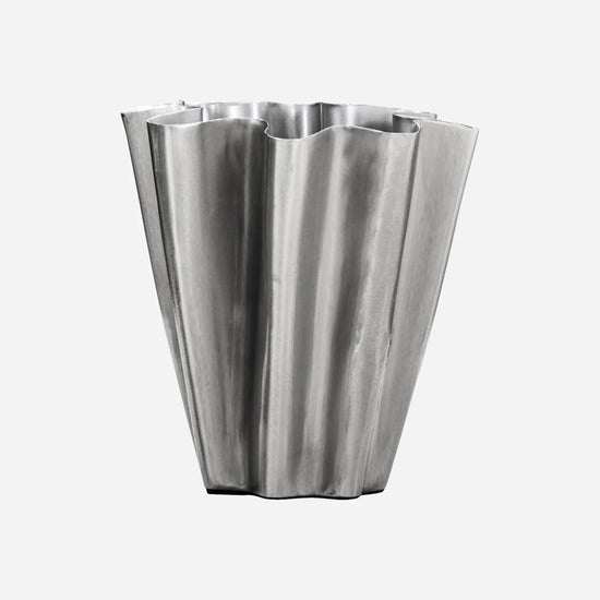Vase, HDFlood, Brushed silver finish