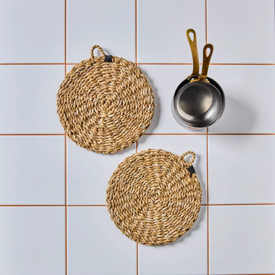 Trivet, NVNaba, Nature