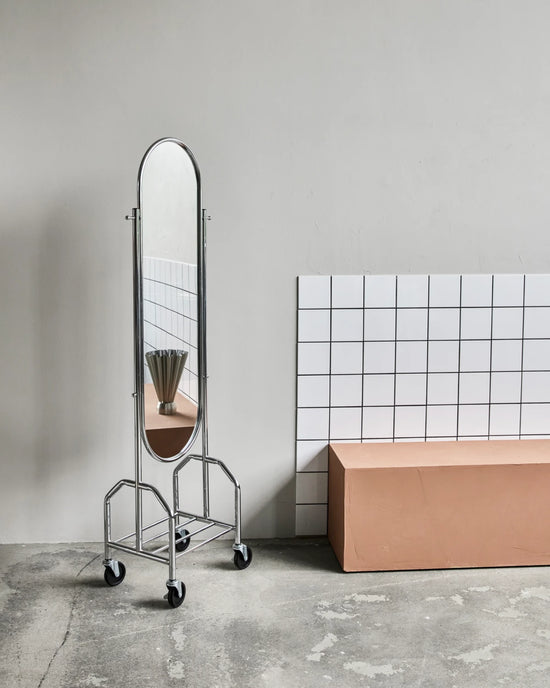 Mirror, HDImage, Silver finish
