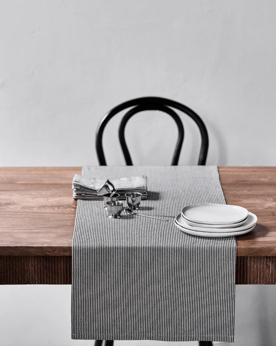 Table runner, HDBlock, Sand, Black