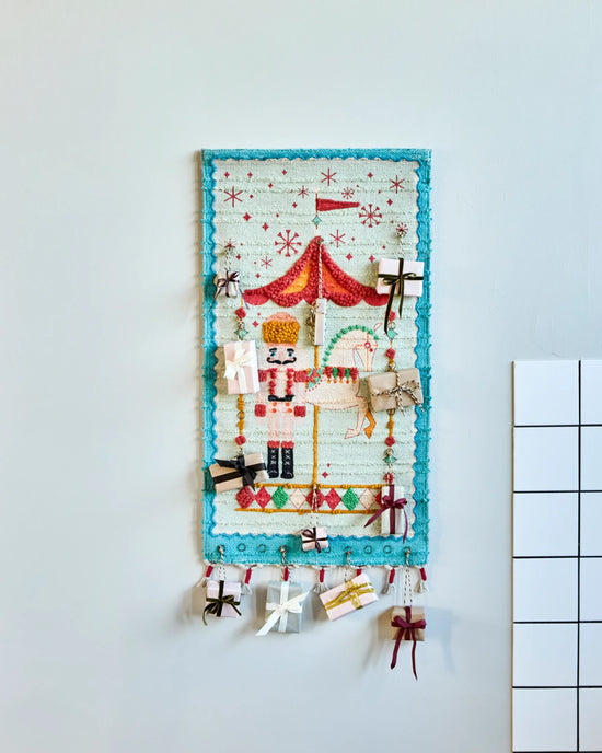 Adventskalender, HDHorse, Grün, Braun, Rot gebrannt